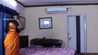 hot indian mature women